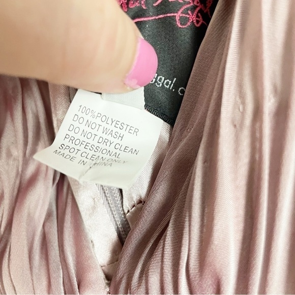 Mac Duggal Whimsical Chiffon Evening Gown - Picture 11 of 16